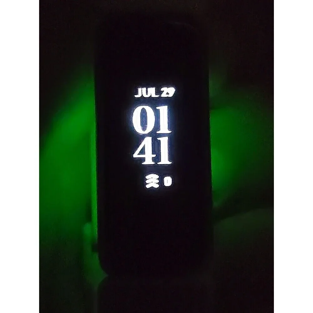 fitbit item shows